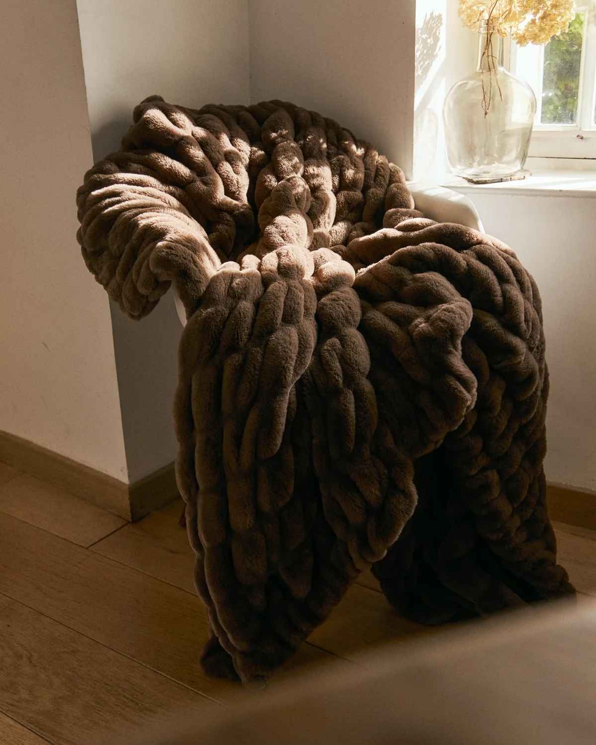 Thread & Nest